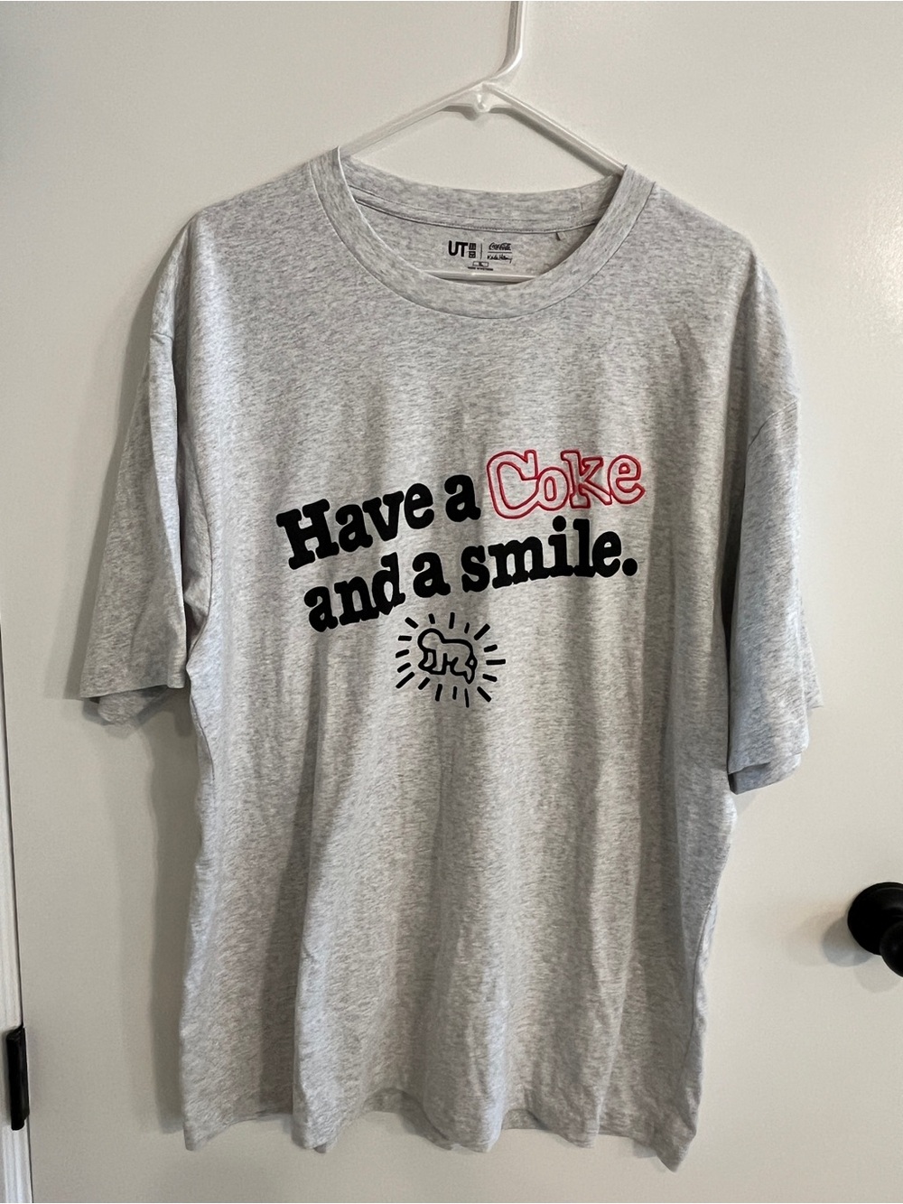 Mens size XL Uniqlo X Coca Cola X Keith Haring Tee Shirt